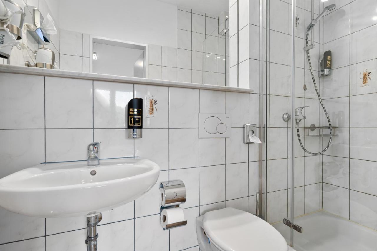 Apartment 4, Direkt Am Bahnhof Aix-la-Chapelle Extérieur photo